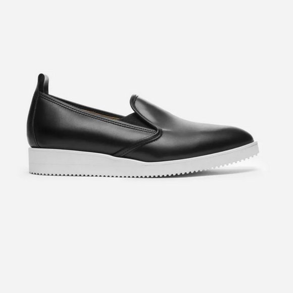 Everlane Leather Street Shoe in Black - Picture 1 of 5